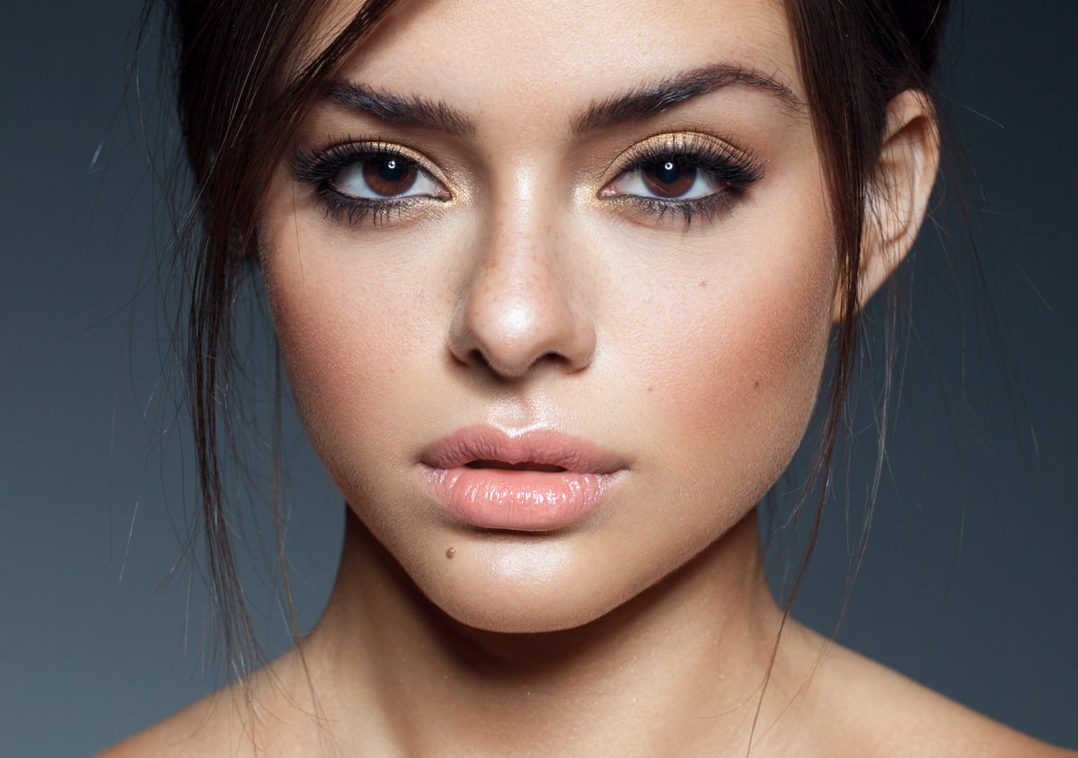 Saç Bakımı ve Canlandırıcı Formüller Daha Güçlü ve Parlak Saçlar İçin Öneriler Saç Bakımı ve Canlandırıcı Formüller Daha Güçlü ve Parlak Saçlar İçin Öneriler